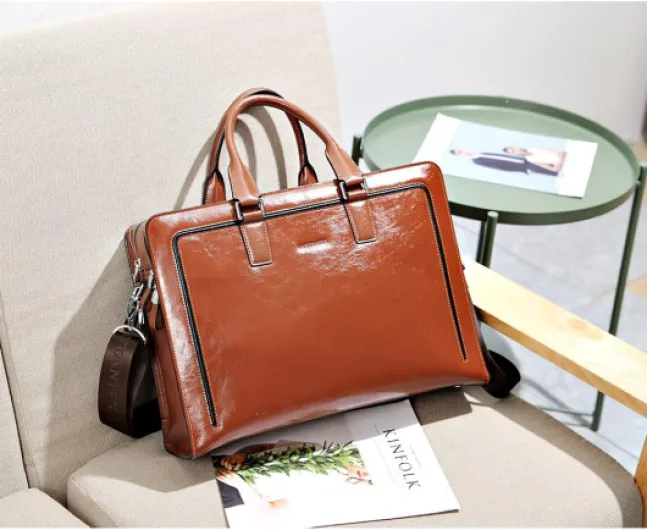 Sac Serviette en Cuir Véritable pour Hommes/Femmes Sac Business Sac Messager 15.6" Sac Ordinateur Portable Sac à Bandoulière Porte Documents Marron