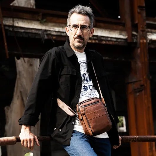 Sac à Bandoulière pour Hommes Petits Sacs en Cuir Vintage Sacs avec Poignée Sac à Main Pochette Besace pour Décontracté Affaires Marron M