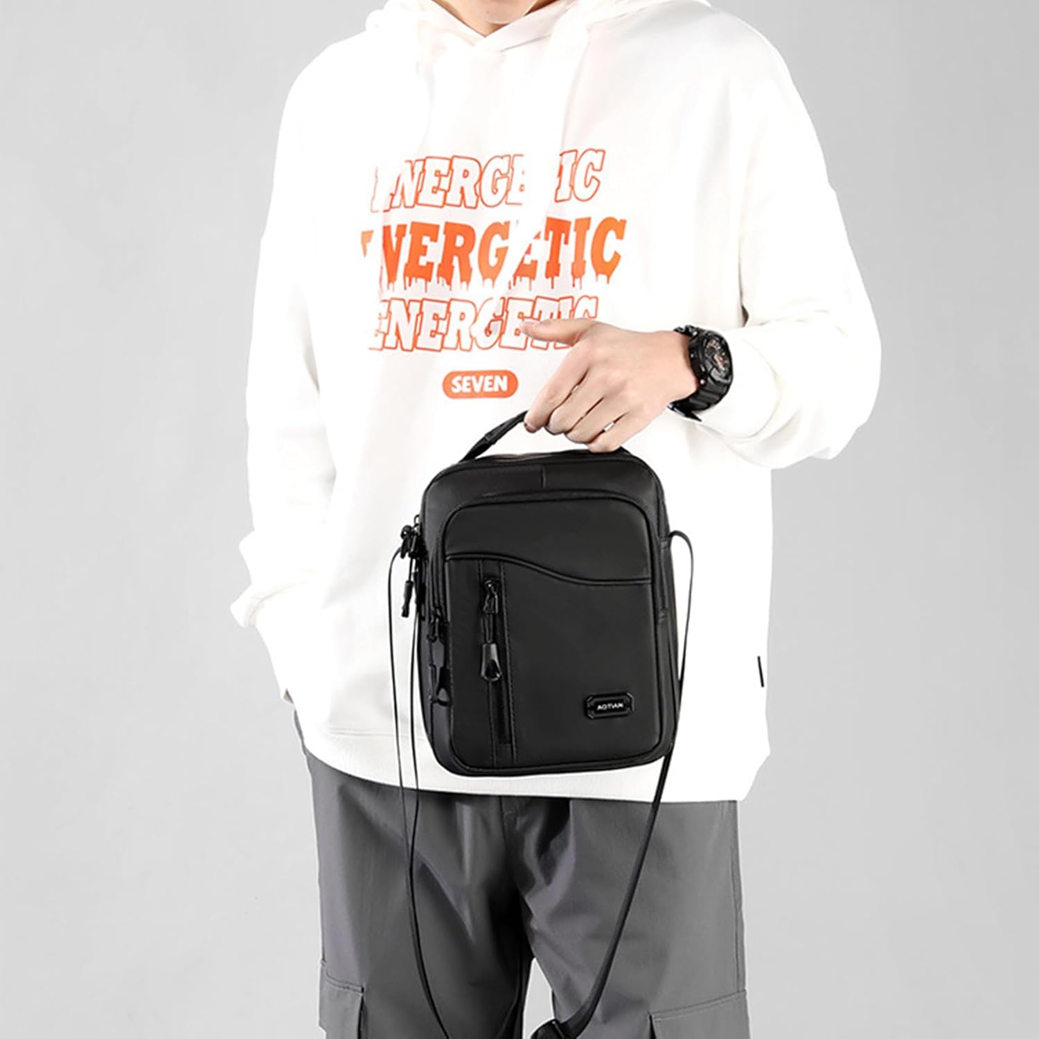 Sacoche Homme Sac a Main Homme Sacs D'épaule Sac Bandouliere Hommes en Nylon Sacoche Besace Messenger Bag Sac d'affaires Crossbody Sac de Voyage Travail et Scolaire Noir 553