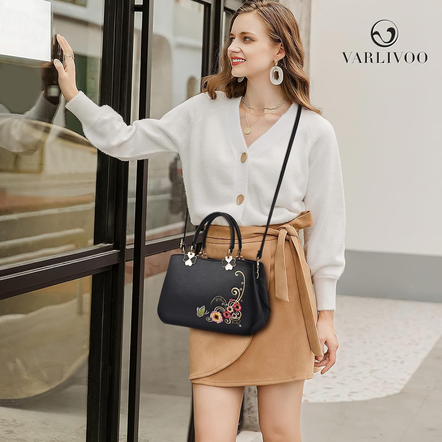 Élégante Sac à Main Dames Sacs Bandoulière Femme Sac de Messager Broderie Sac Portés Main Sac Fourre Tout Sac de Cours Voyager Travail PU Cuir Noir C