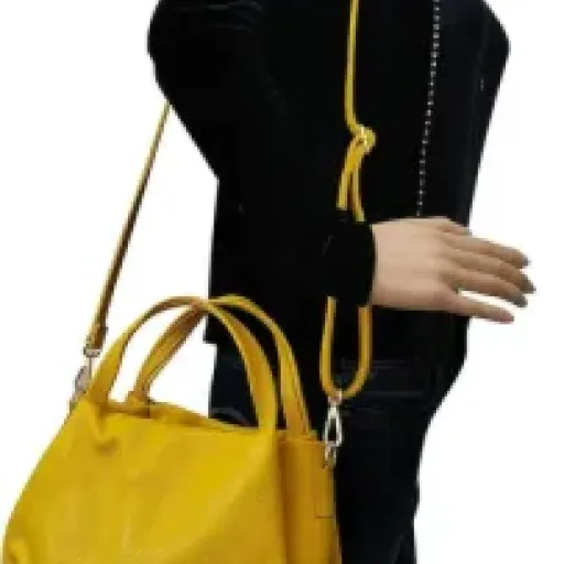 Test AmbraModa sac à main GL023 : le cuir italien fait son effet.