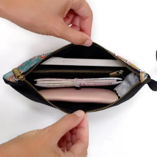 Test SUMI Pochette : Un sac à main qui fait le job