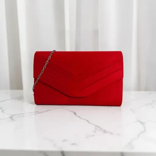 Test Fi9 Sac à main en faux daim rouge : la petite pochette qui fait le job pour les mariages